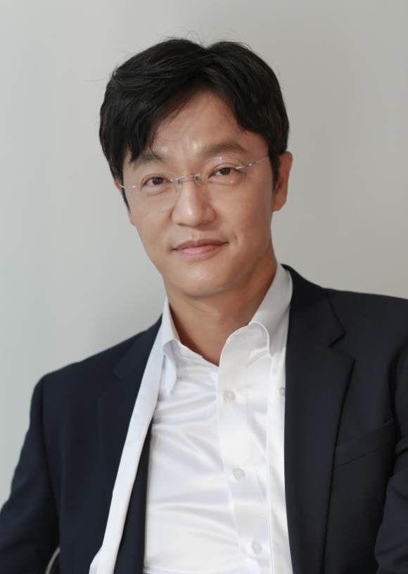 배우 조한철이 제41회 영평상 사회를 맡는다. [사진=눈컴퍼니]