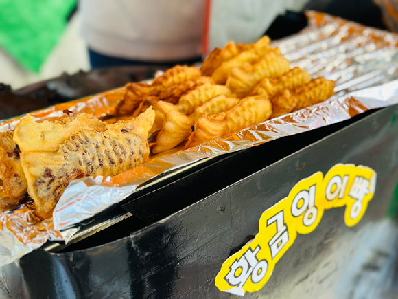 길거리에서 판매하는 붕어빵. [사진=한국물가정보]