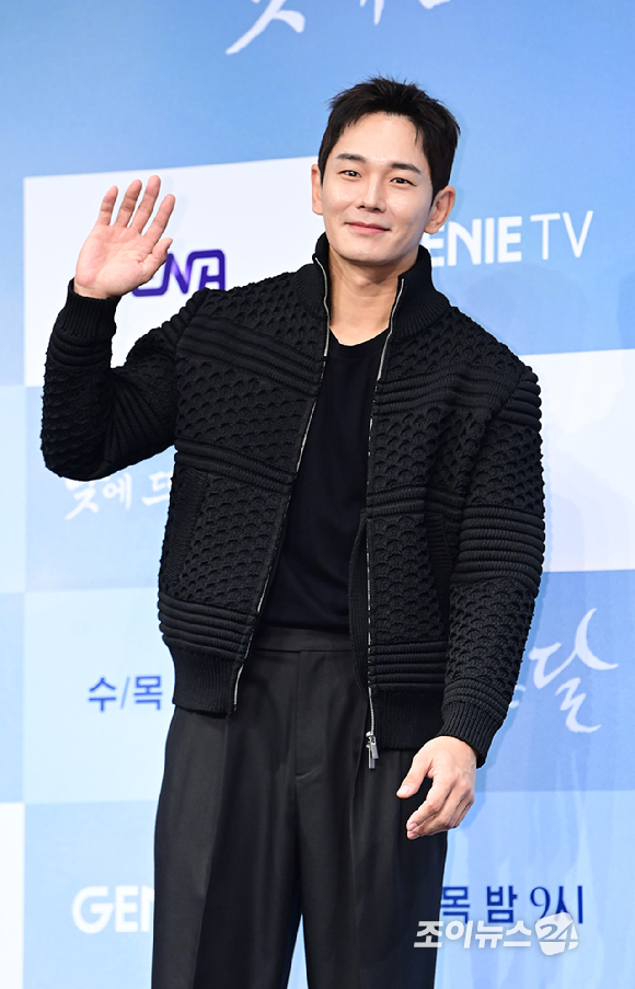 배우 온주완이 1일 오후 서울 구로구 신도림동 더세인트에서 열린 ENA 새 수목드라마 '낮에 뜨는 달' 제작발표회에 참석하고 있다. [사진=정소희 기자]