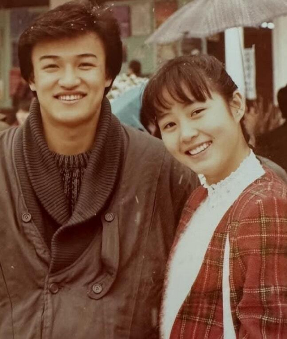 박중훈, 김혜수 중학 시절 사진 공개...그 시절도 예뻤던 모태미인