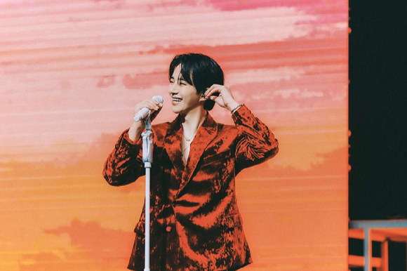 가수 겸 배우 이준호가 브라질 상파울루 비브라 상파울루에서 진행된 팬미팅에서 팬들을 만나고 있다. [사진=JYP엔터테인먼트]