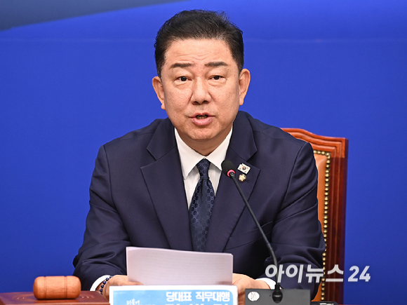 김병기 더불어민주당 당대표 직무대행 겸 원내대표가 28일 오전 서울 여의도 국회에서 열린 최고위원회의에서 발언하고 있다. [사진=곽영래 기자]