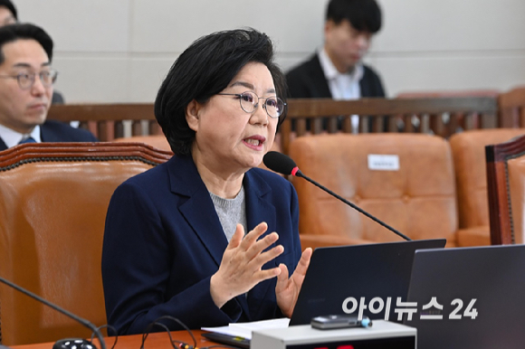 이혜훈 기획예산처 장관 후보자가 23일 오전 서울 여의도 국회 재정경제기획위원회에서 열린 인사청문회에서 발언하고 있다. [사진=곽영래 기자]