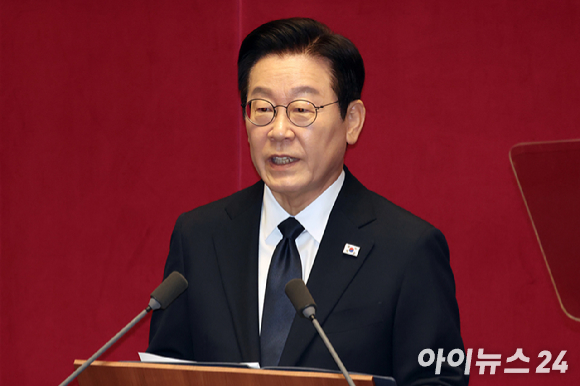 이재명 대통령이 지난 4일 서울 여의도 국회 본회의에서 2026년도 예산안 및 기금운용계획안에 대한 정부의 시정연설을 하고 있다. [사진=국회사진기자단]