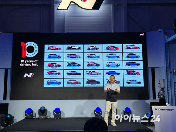 2019년 WRC 레이스에 출전했던 'i20 WRC Coupe'를 통해 실제 당시 주행 상황을 영상과 함께 맵핑 시현하고 있다. [영상=김종성 기자]