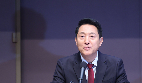 오세훈 국민의힘 서울시장 후보가 20일 서울 중구 프레스센터에서 열린 관훈토론회에서 발언하고 있다. [사진=연합뉴스]