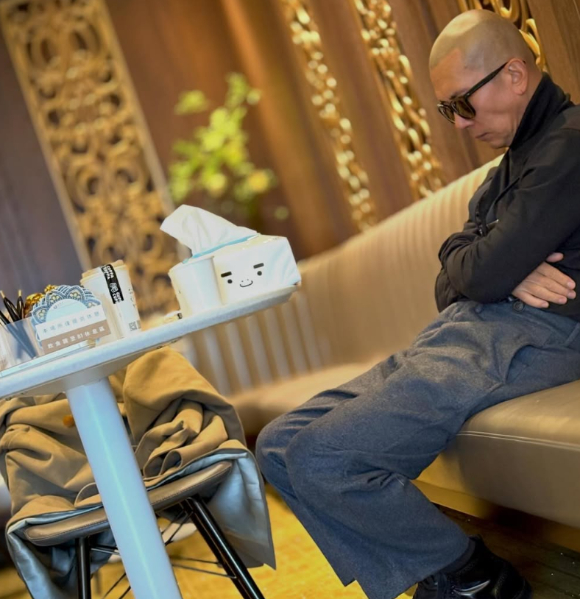 강원래, 故서희원 1주기에 만난 구준엽 "멍하니 아무말 없이 눈물만"