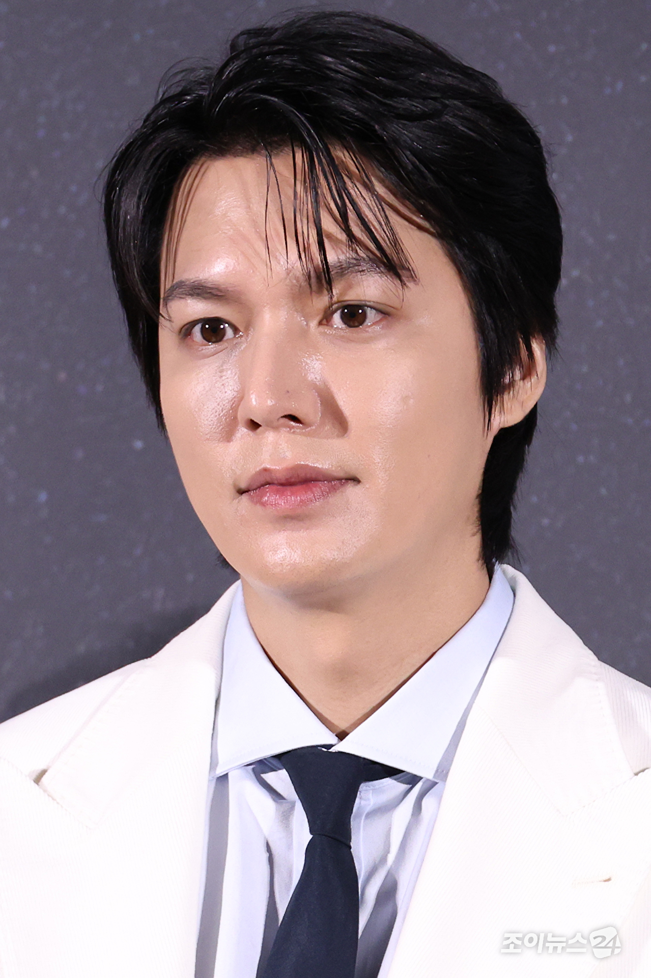 배우 이민호가 10일 오전 서울 용산구 CGV용산아이파크몰점에서 진행된 영화 '암살자(들)'(감독 허진호) 제작보고회에 참석하고 있다. [사진=문수지 기자]