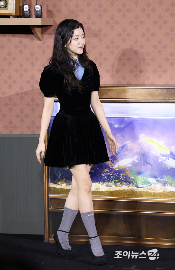 배우 고아성이 12일 오전 서울 강남구 삼성동 메가박스 코엑스점에서 열린 넷플릭스 영화 '파반느'(감독 이종필) 제작보고회에 참석하고 있다. [사진=문수지 기자]