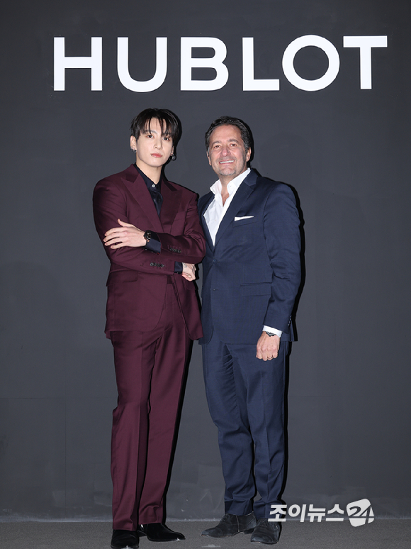 그룹 방탄소년단(BTS) 정국이 12일 오후 서울 강남구 논현동 STRX하우스에서 열린 위블로 글로벌 앰버서더 어나운스먼트 이벤트 포토월 행사에 참석하고 있다. [사진=정소희 기자]