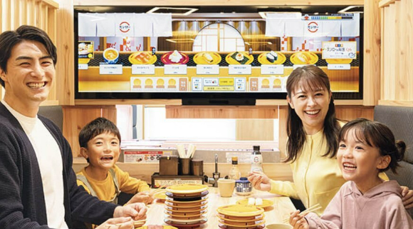 일본 회전초밥 프랜차이즈 업체 스시로는 최근 도쿄와 오사카 등 3개 점포에 디지털 모니터인 '디지로'를 시험적으로 도입한다고 발표했다. [사진=스시로 홈페이지]