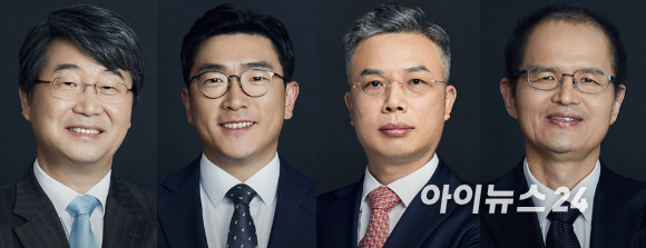 최근 '덴톤스 리'에서 법무법인(유) 지평 노동그룹으로 합류한 변호사와 전문가들 왼쪽부터 김용문·이시원·심요섭 변호사, 전운배 고문·신권식 전문위원 [사진=법무법인 '지평'. DB 및 재판매 금지]
