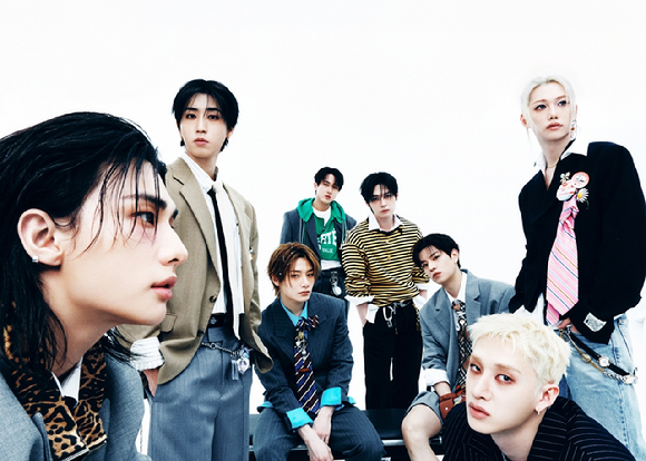스트레이 키즈 단체 콘셉트 포토 [사진=JYP엔터테인먼트]