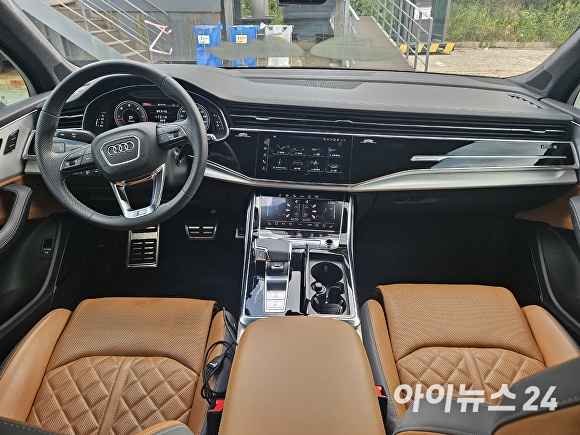 아우디 Q7 50 TDI 콰트로 1열. [사진=홍성효 기자]