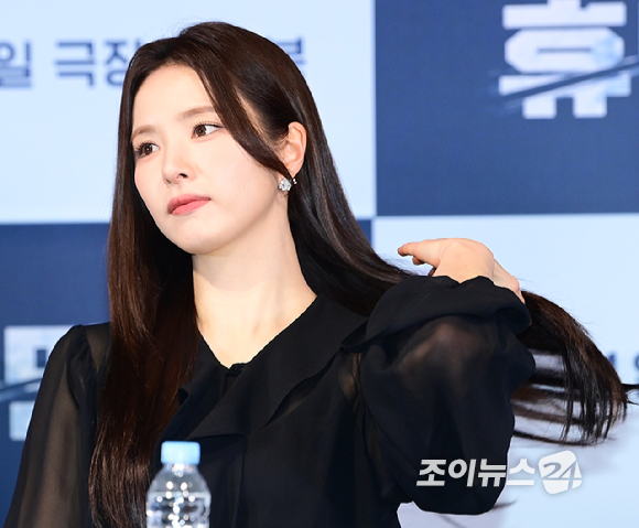 배우 신세경이 4일 오후 서울 CGV 용산아이파크몰에서 열린 영화 '휴민트'(감독 류승완) 언론시사회에 참석하고 있다. [사진=정소희 기자]