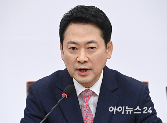 장동혁 국민의힘 대표가 16일 서울 여의도 국회에서 열린 최고위원회의에서 발언하고 있다. [사진=곽영래 기자]