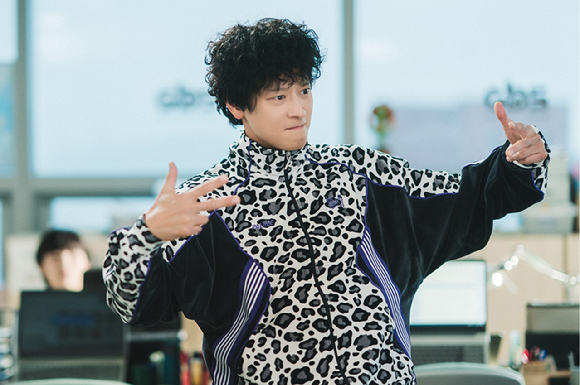 배우 강동원이 영화 '와일드씽'에서 열연하고 있다. [사진=롯데엔터테인먼트]