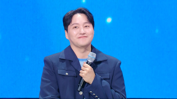 '더 시즌즈-성시경의 고막남친'에 출연한 배우 김대명 [사진=MBN, SBS PLUS ]