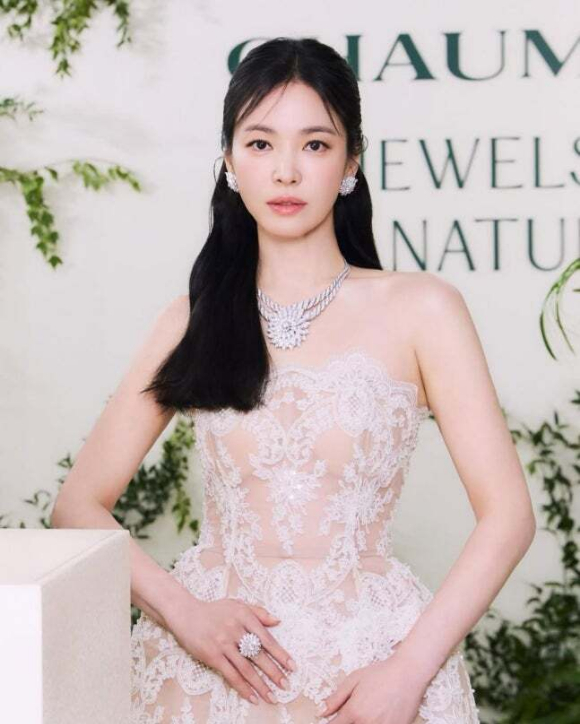 송혜교 [사진=송혜교 SNS]