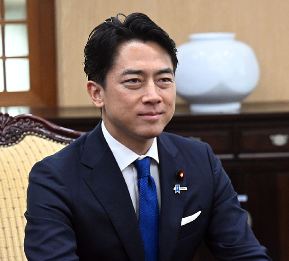 고이즈미 신지로 일본 농림수산대신이 조현 외교부 장관과 면담중이다. 2025.8.11 [사진=공동취재]