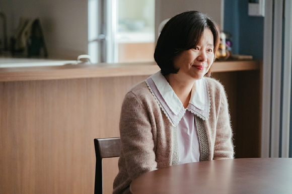 배우 장혜진이 JTBC 드라마 '러브 미'에서 열연하고 있다. [사진=JTBC&middot;SLL&middot;하우픽쳐스]