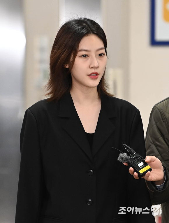 이승기, 이다인 결혼 화보 [사진=휴먼메이드 인스타그램]