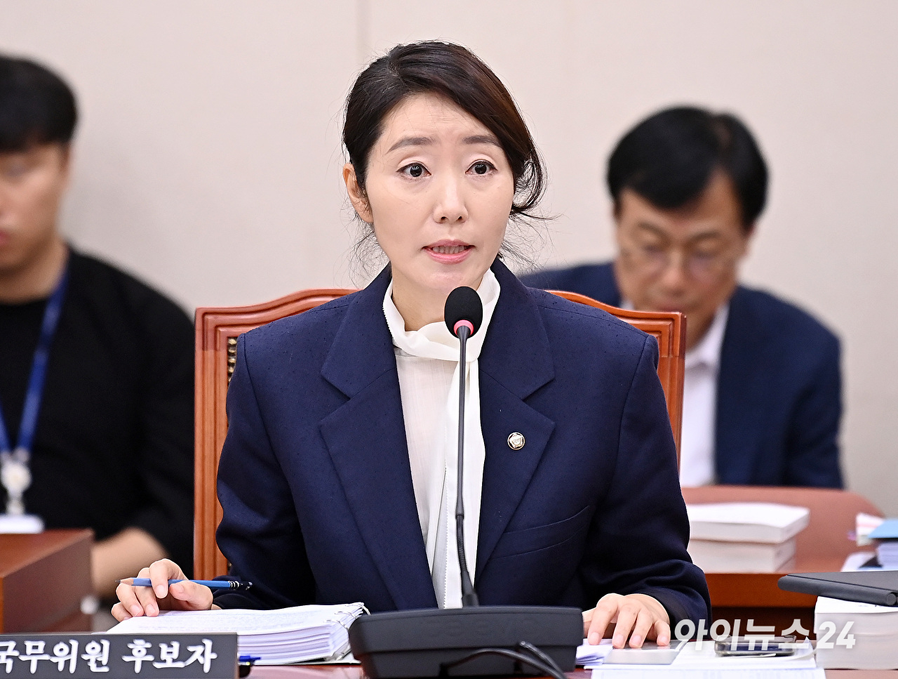 강선우 여성가족부 장관 후보자가 14일 서울 여의도 국회 여성가족위원회에서 열린 인사청문회에서 질의에 답변하고 있다. [사진=곽영래 기자]
