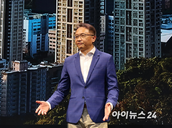 제이슨 첸 에이서 CEO가 1일(현지시간) 대만 타이베이에서 열리는 '컴퓨텍스 2023(COMPUTEX 2023)' 기조연설에서 발언하고 있다. [사진=박소희 기자]