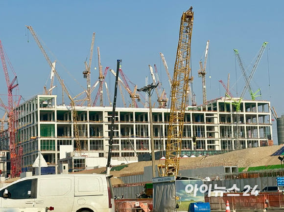 경기 용인시 처인구에 건설 중인 SK하이닉스 용인 반도체 클러스터 1기 팹(공장). SK하이닉스는 600조 원을 투입해 총 4기 팹을 조성할 계획이다. 2026.01.23 [사진=권서아 기자]