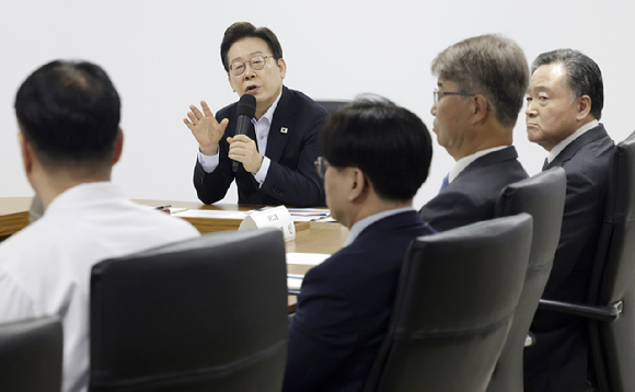 SPC그룹이 생산직 야근을 8시간 이내로 제한해, 장시간 야간 근로를 없앤다. 사진은 경기도 시흥시 SPC삼립 시화공장. [사진=연합뉴스]
