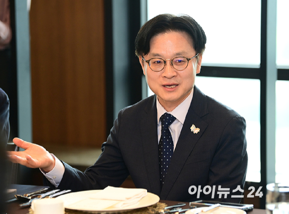 1일 서울 광화문 한국프레스센터에서 산업통산부 역대 장관 초청 간담회가 열렸다. [사진=정소희 기자]