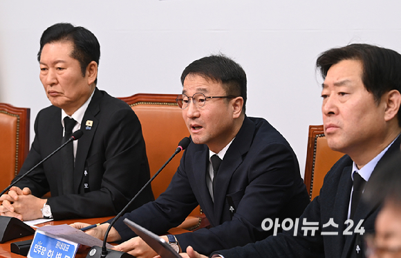 한병도 더불어민주당 원내대표가 26일 서울 여의도 국회에서 열린 최고위원회의에서 발언하고 있다. [사진=곽영래 기자]