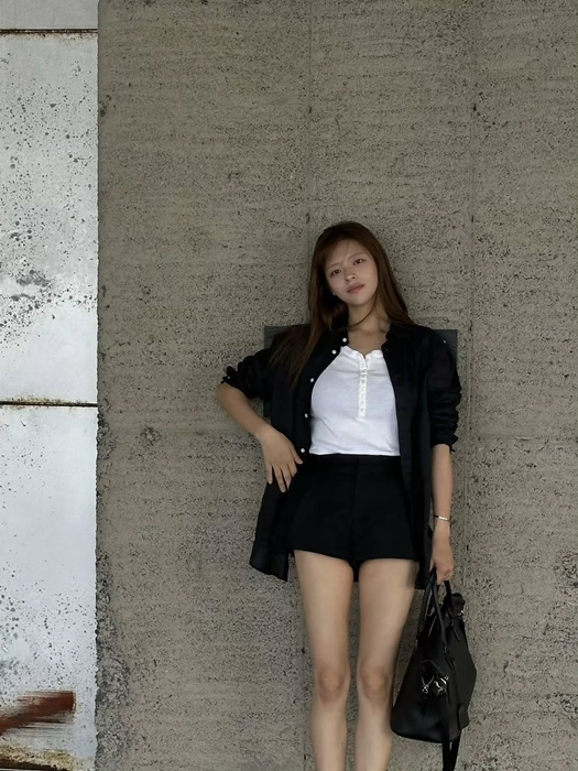 정연 [사진=정연 SNS]