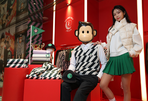 신세계푸드의 제이릴라X더카트골프 모델 컷. [사진=신세계푸드]