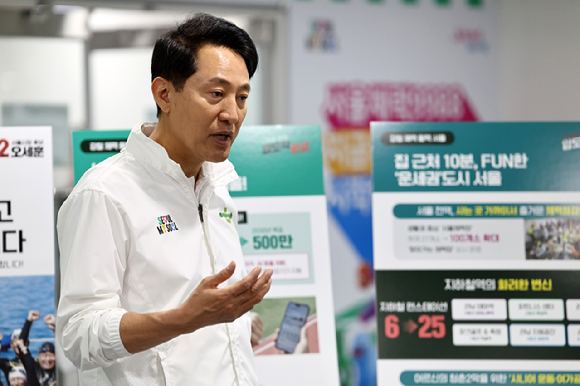 오세훈 국민의힘 서울시장 후보가 29일 서울체력 9988 도봉센터에서 1호 공약으로 강철 체력, 활력 서울'을 발표하고 있다. [사진=연합뉴스]