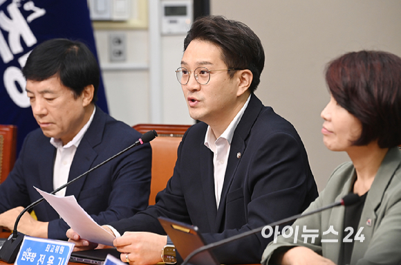 전용기 더불어민주당 최고위원이 31일 서울 여의도 국회에서 열린 최고위원회의에서 발언하고 있다. [사진=곽영래 기자]