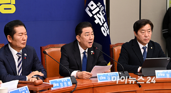 김병기 더불어민주당 원내대표가 12일 서울 여의도 국회에서 열린 최고위원회의에서 발언하고 있다. [사진=곽영래 기자]