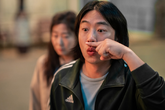 배우 이재인이 영화 '하이파이브'에서 열연하고 있다. [사진=NEW]