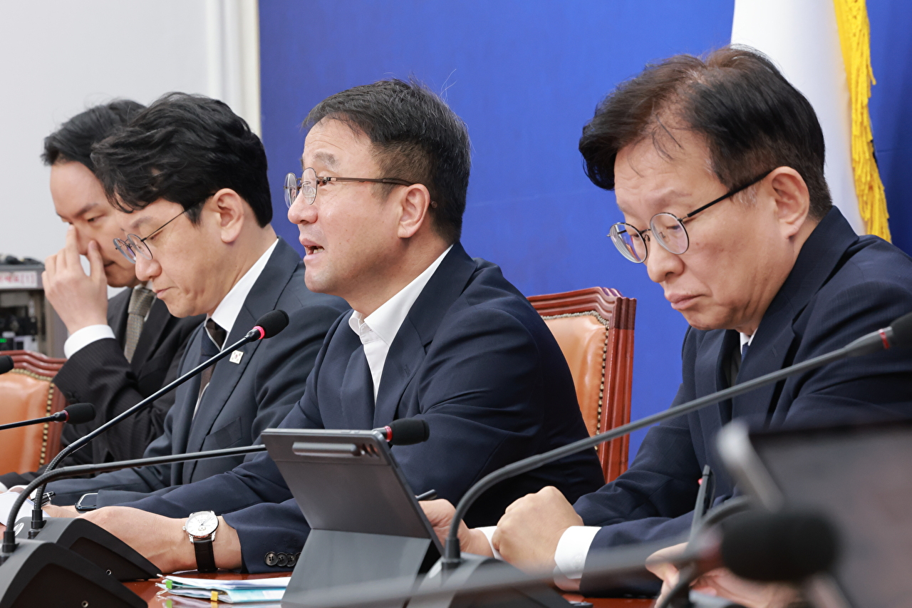 더불어민주당 한병도 원내대표가 20일 국회에서 열린 정책조정회의에 참석해 발언하고 있다. 2026.8.20 [사진=연합뉴스]
