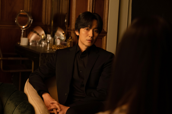 '아일랜드' 김남길이 미국 유력지와 인터뷰를 진행했다. [사진=티빙]