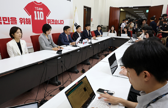 국민의힘 정점식 원내대표가 12일 국회에서 열린 기자간담회에서 현안 관련 발언을 하고 있다. 2026.6.12 [사진=연합뉴스]