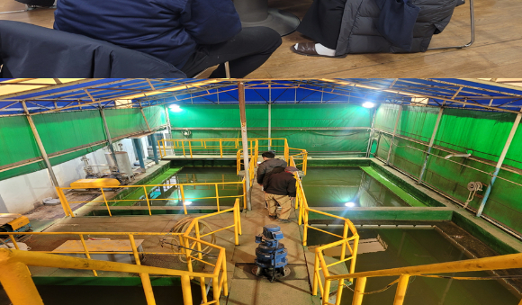 인천광역시가 산업단지 내 환경 오염 물질 배출 사업장을 대상으로 민간 전문가와 점검 및 무료 기술 지원을 하고 있다. [사진=인천시]