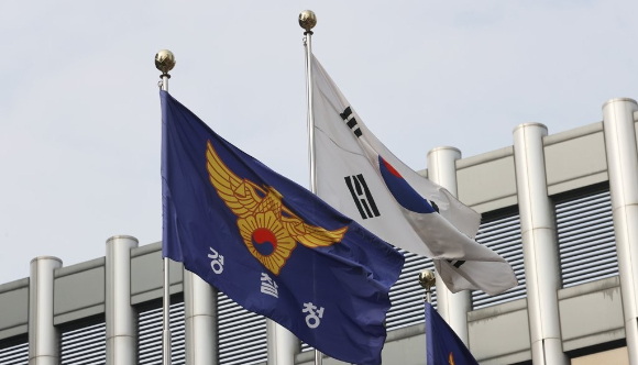 김종철 경찰청장 직무대행이 12일 서울 서대문구 경찰청에서 열린 국회 행정안전위원회 경찰청 대상 국정감사에서 의원들의 질의에 답하고 있다. 2026.10.12 [사진=연합뉴스]