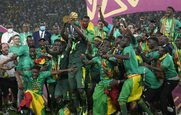 세네갈이 이집트를 꺾고 사상 첫 네이션스컵 정상에 올랐다. [사진=뉴시스]