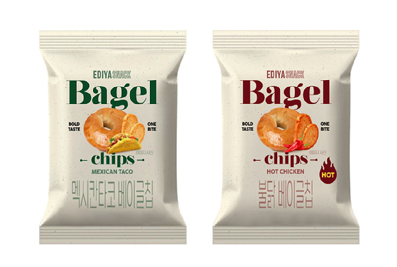 이디야커피 베이글칩 신제품 2종. [사진=이디야커피]
