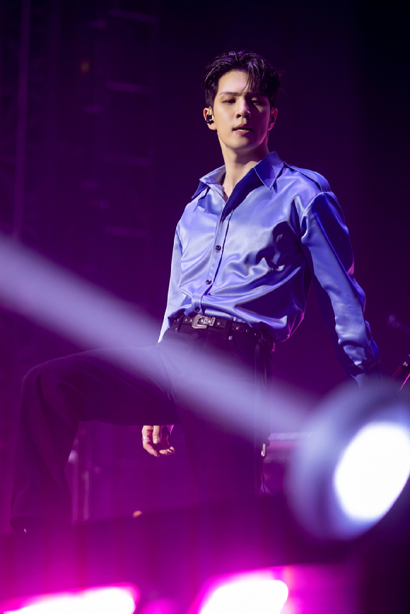 밴드 엔플라잉이 2026 N.Flying LIVE '&CON5 : into REM'(2026 엔플라잉 라이브 '엔콘5 : 인투 렘') 전국투어 서울 공연에서 팬들을 만나고 있다. [사진=FNC엔터테인먼트]