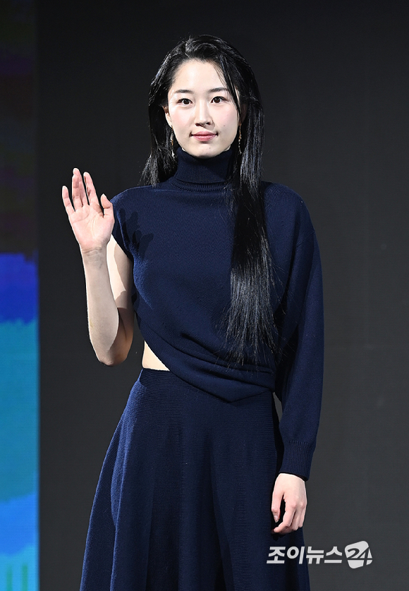 배우 원지안이 15일 서울 강남구 그랜드 인터컨티넨탈 서울 파르나스에서 열린 디즈니+ '메이드 인 코리아' 제작발표회에서 포즈를 취하고 있다. [사진=곽영래 기자]