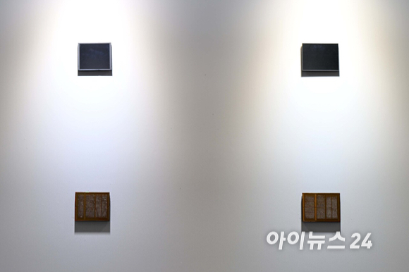 18일 경기 수원시 영통구 수원컨벤션센터에서 열린 '제57기 삼성전자 정기주주총회'에 HBM4, HBM4E 메모리가 전시돼 있다. [사진=곽영래 기자]