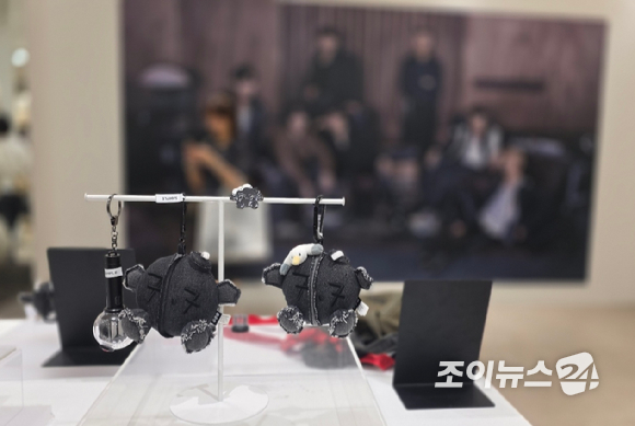 12일 부산시 해운대구 해운대 해수욕장에서 열린 'BTS 더 시티 아리랑 부산' 오프라인 액티비티 '러브 송 라운지', '러브 쿼터' 현장 이미지. [사진=정지원 기자]