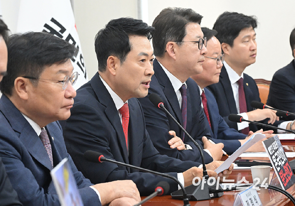 장동혁 국민의힘 당대표가 11일 서울 여의도 국회에서 열린 최고위원회의에서 발언하고 있다. [사진=곽영래 기자]